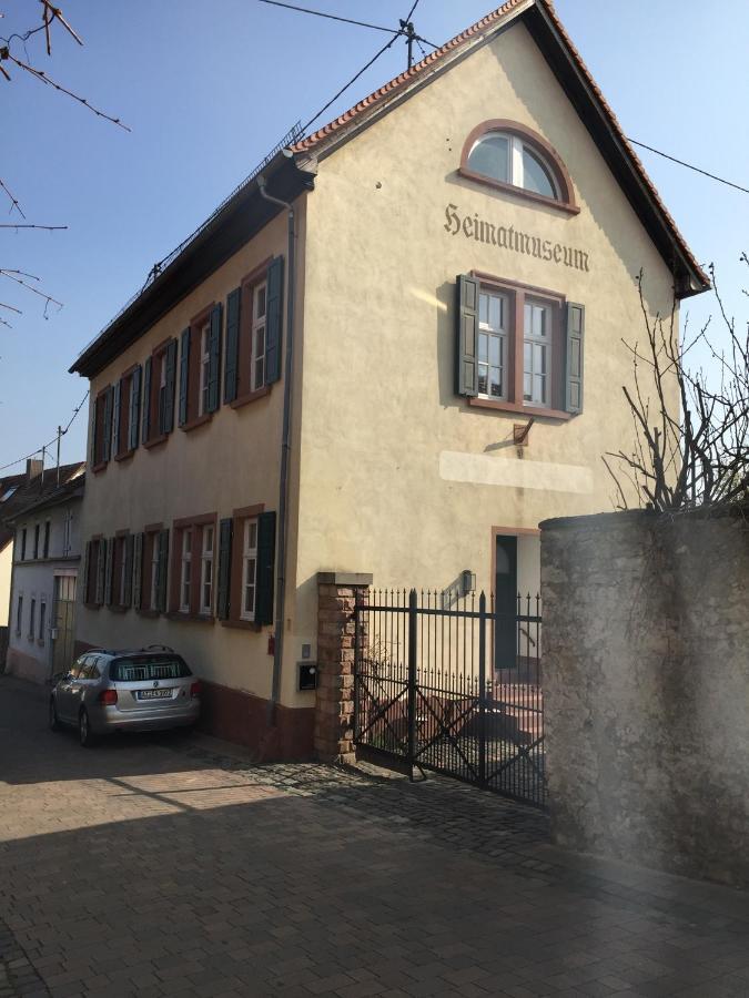 Alte Schule Wachenheim Im Zellertal Leilighet Wachenheim an der Weinstraße Eksteriør bilde